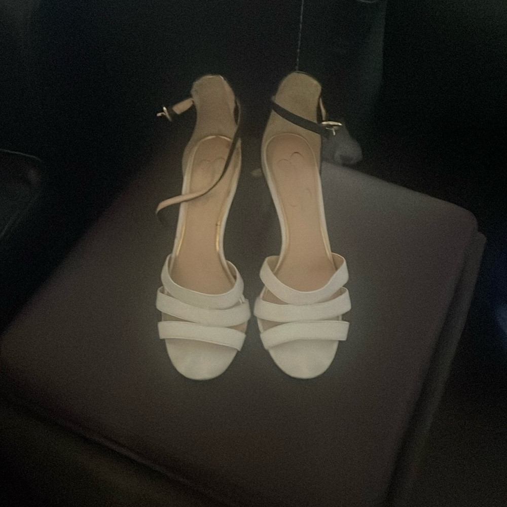 Black and white Jessica Simpson heels